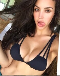 Janinna Amsterdam escort providing luxury girlfriend experience and discreet companionship. Janinna elegant escort in Amsterdam offering sensual GFE with intimacy and passion.