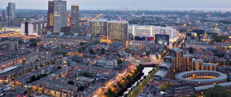 Den Haag Citty Escort At Night