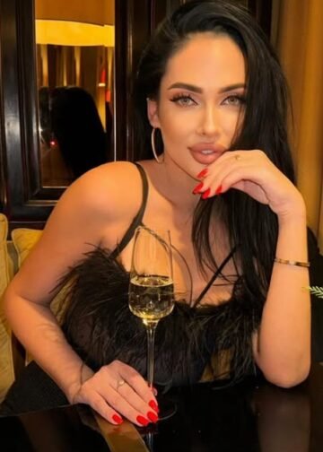 Alessya – Erotic Massage and Roleplay Escort