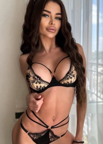 Unforgettable Night in Hotel with Natalya Escort