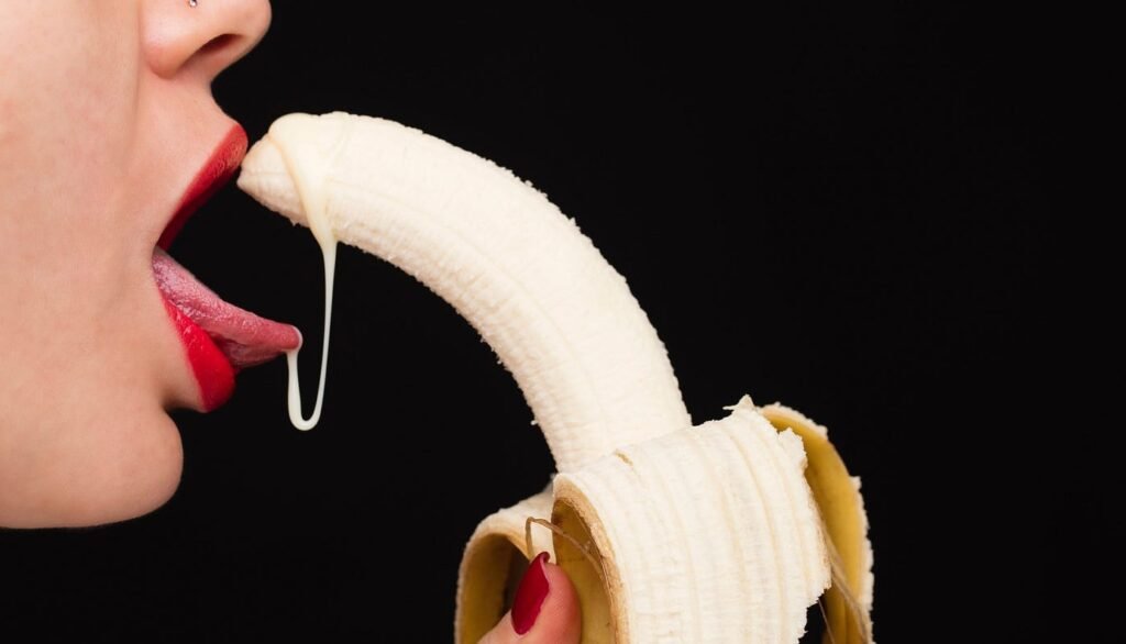 Discreet Amsterdam escort offering OWO service