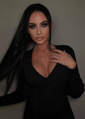 Explore Your Fantasies with Alessya in Amsterdam